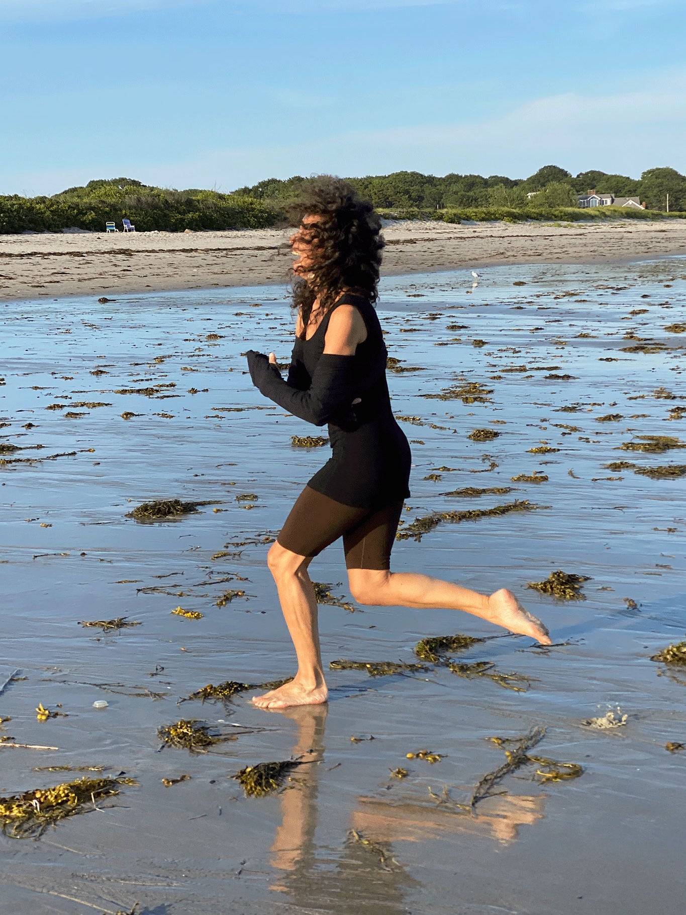 subtle black stripe shrug with our black core +peat hiker