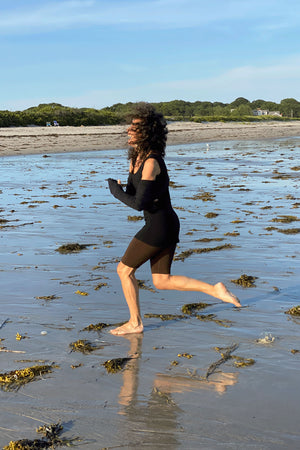 subtle black stripe shrug with our black core +peat hiker