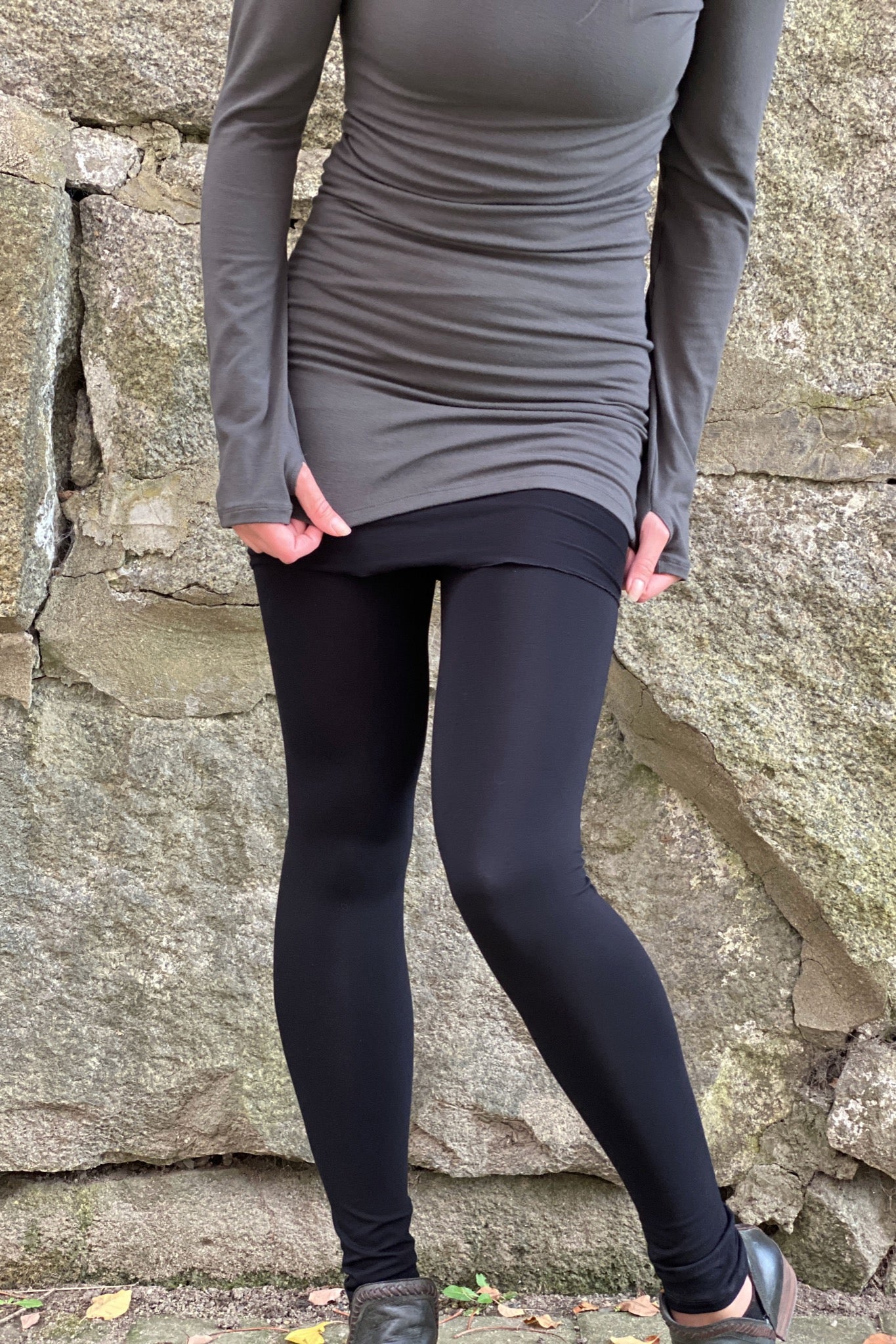 black bamboo climber legging with the iron valor legging