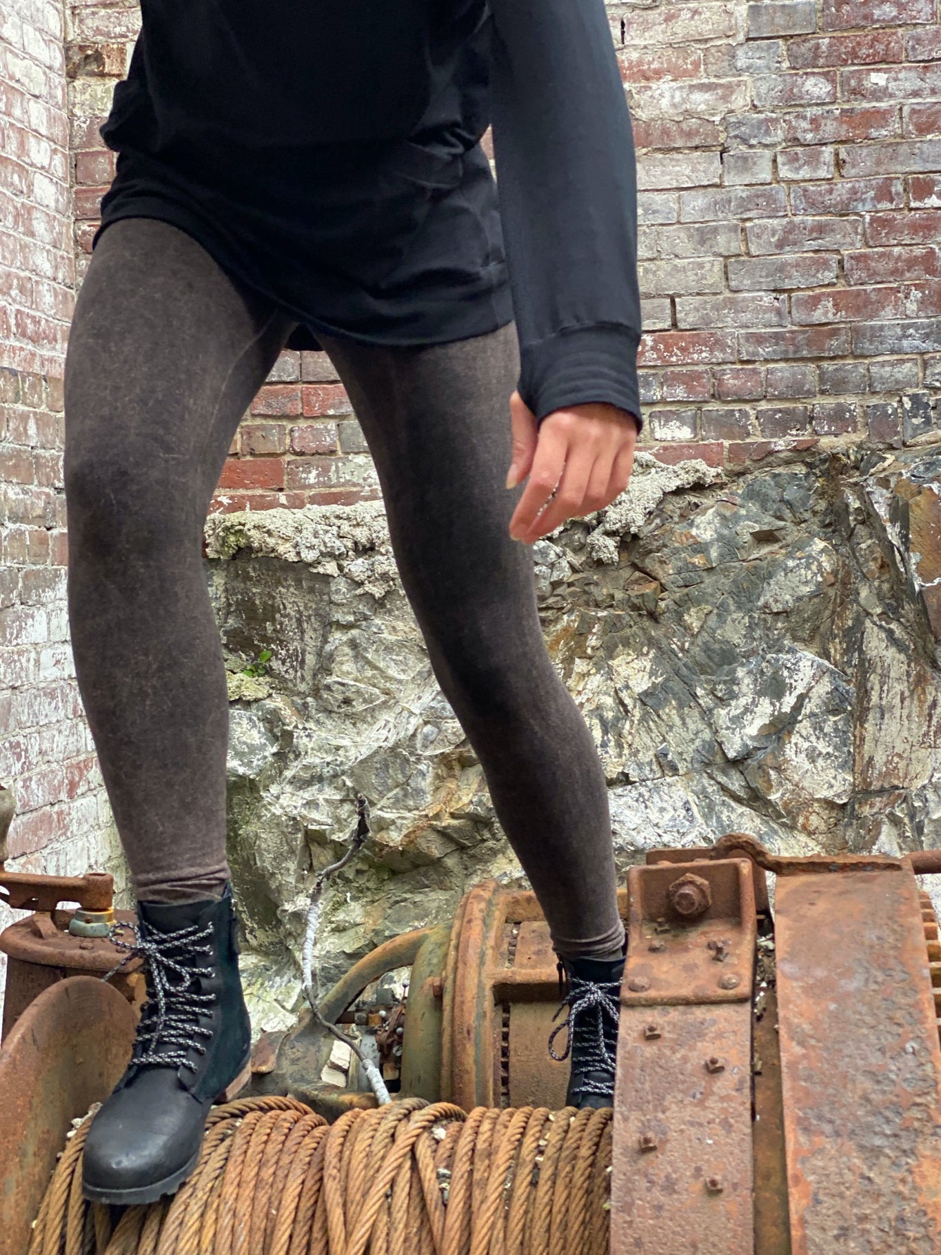 mineral base comfort legging