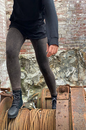 mineral base comfort legging