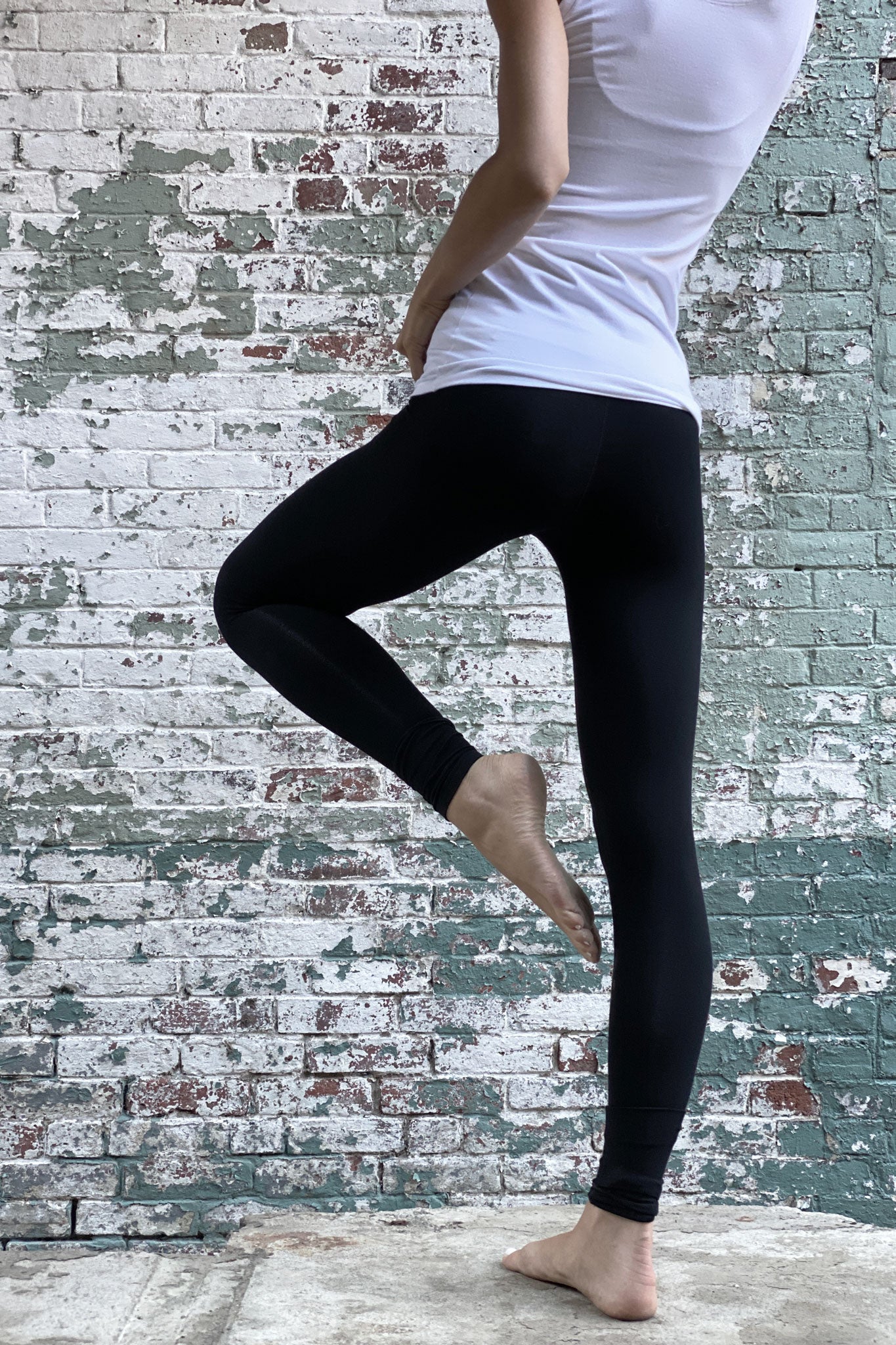 black base comfort legging