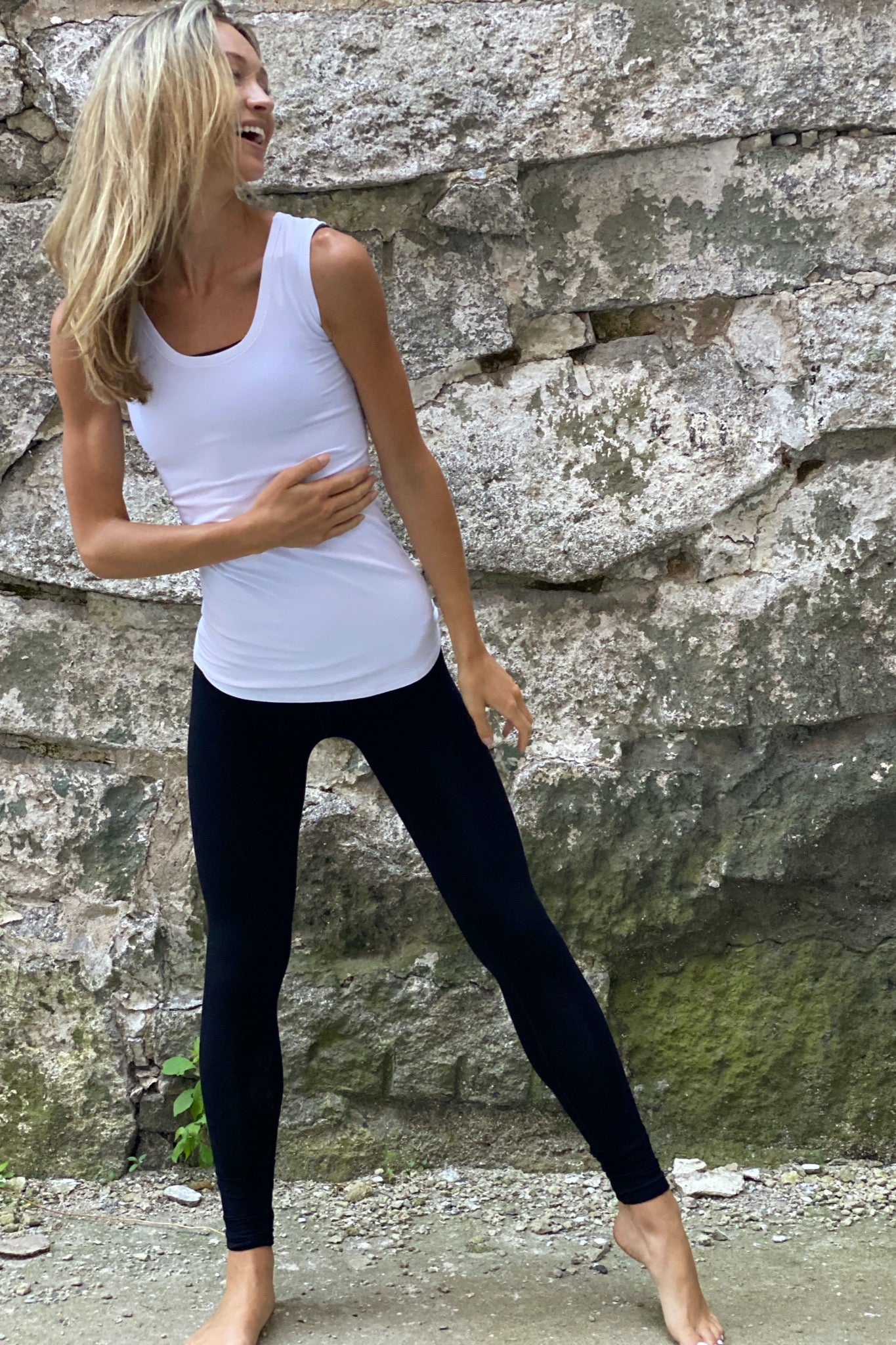 black base comfort legging