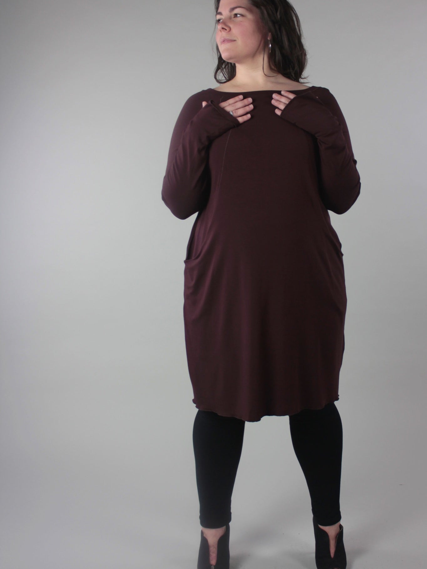 black terry base size joy suger + winter jewel in mahogany size joy