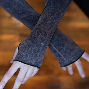 black stitch mineral opera sleeves