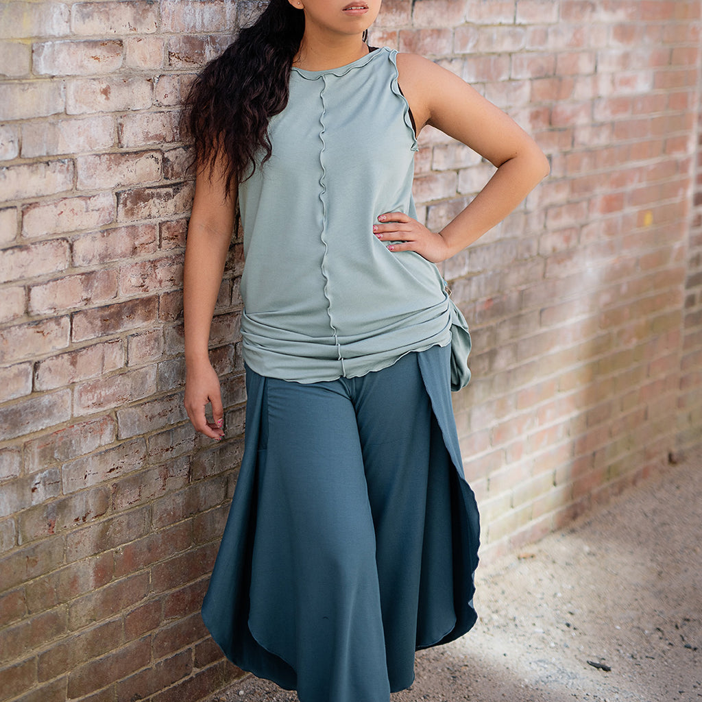 petal pant in ocean paired with shift tank in glass worn reversed and gathered with a tshirt knot