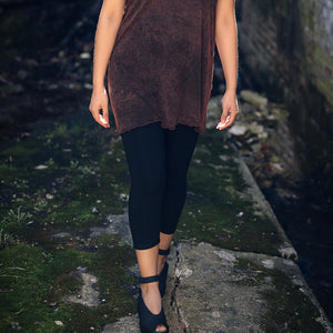 capri base legging in black with shift tunic in lush mineral