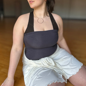 suger® pinup shaper in carbon styled with milk shawl