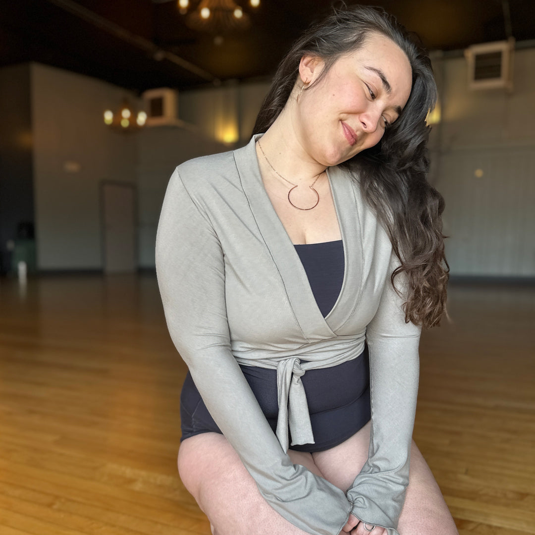 suger® rappa jacket in clay styled with carbon pinup