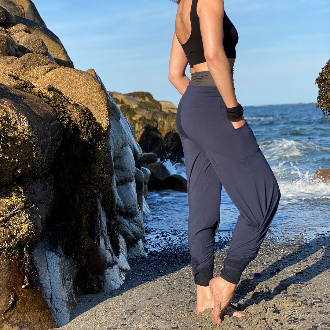 navy harlow wide leg pant tied at ankles