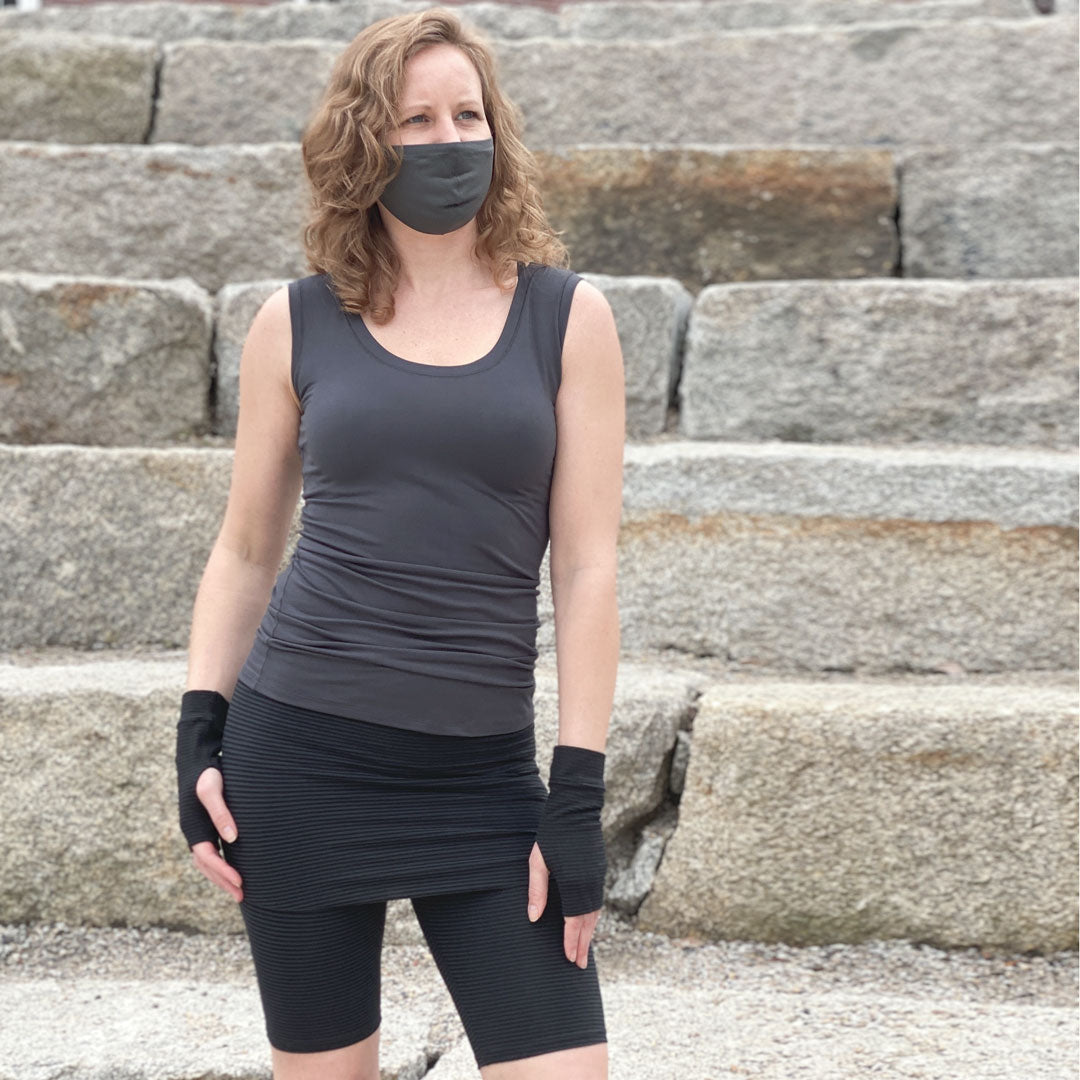 subtle black stripe hiker + carbon core tank