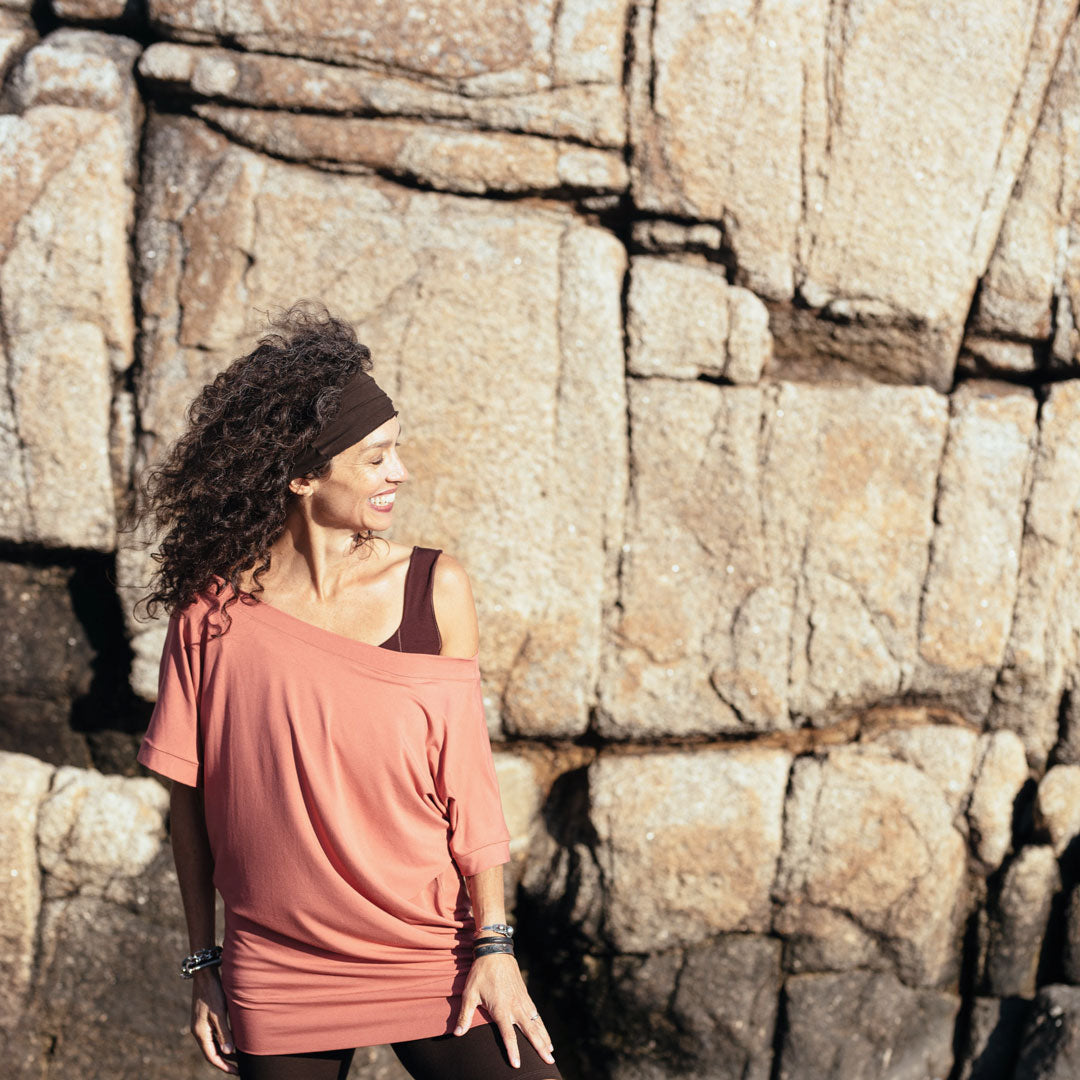 flash off shoulder top in reef + hiker in peat