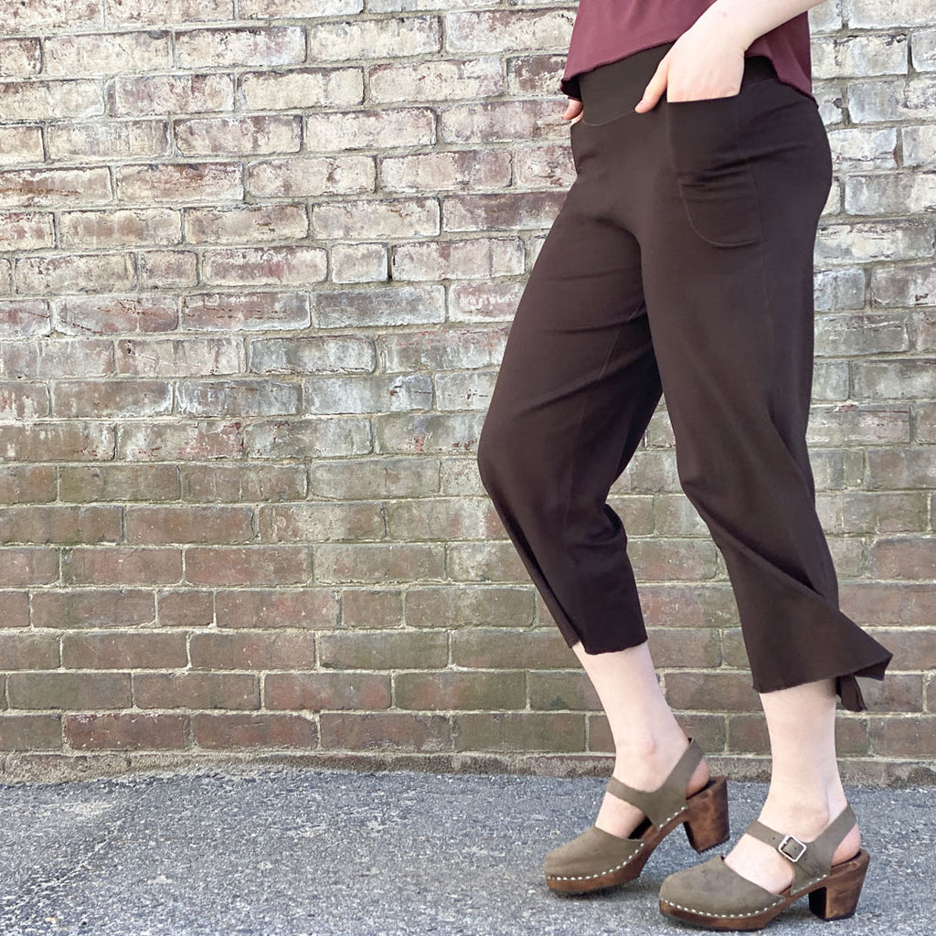 kick pant in peat bamboo