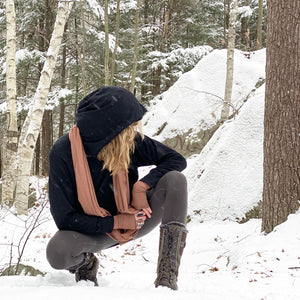 maeve hooded pullover in black