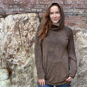 maeve hooded pullover in cedar mineral