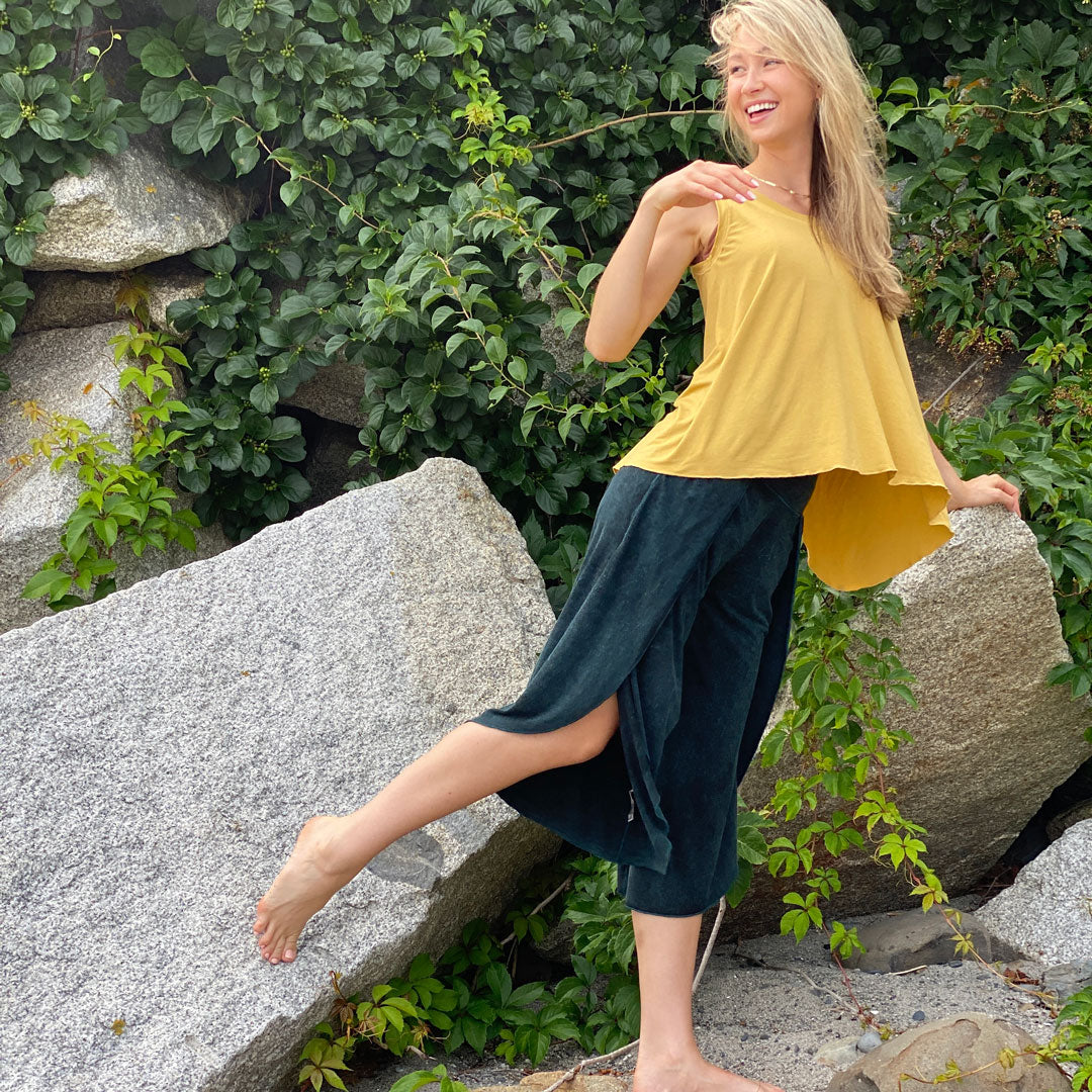 suger petal pant in blue mineral