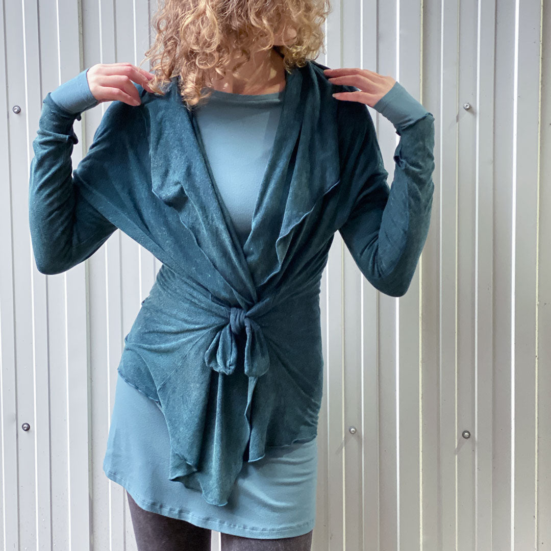 river jacket in blue mineral