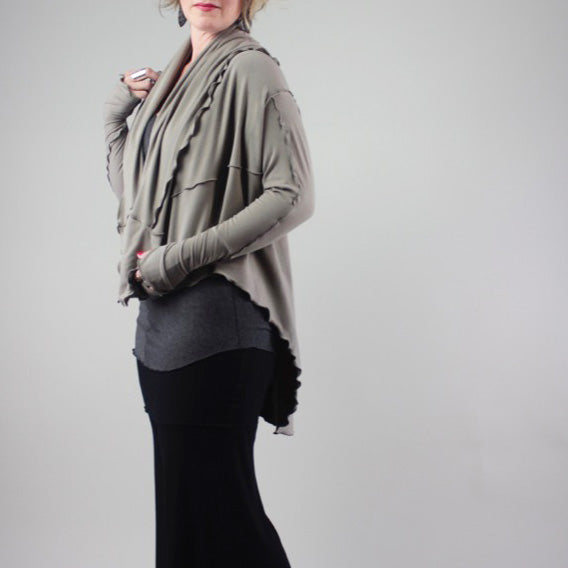 angelrox® cozy cardi in clay