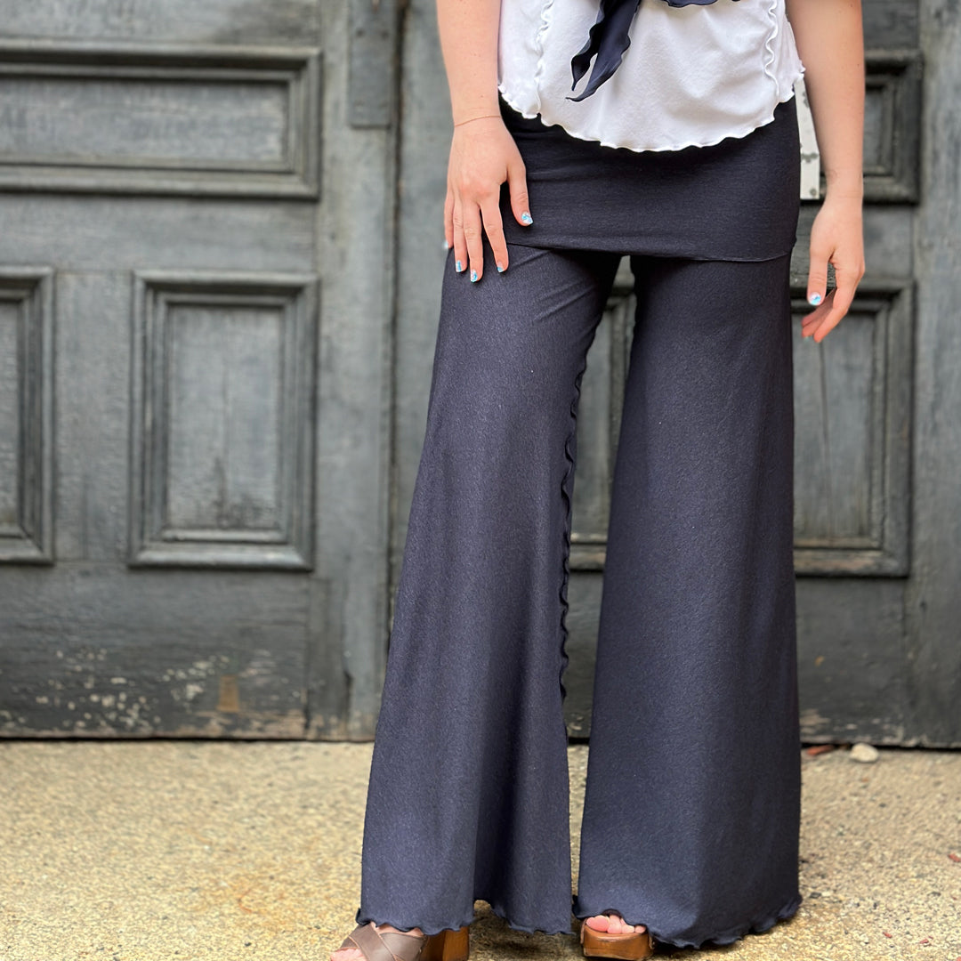 suger® swirlsuit in midnight + white sweet t