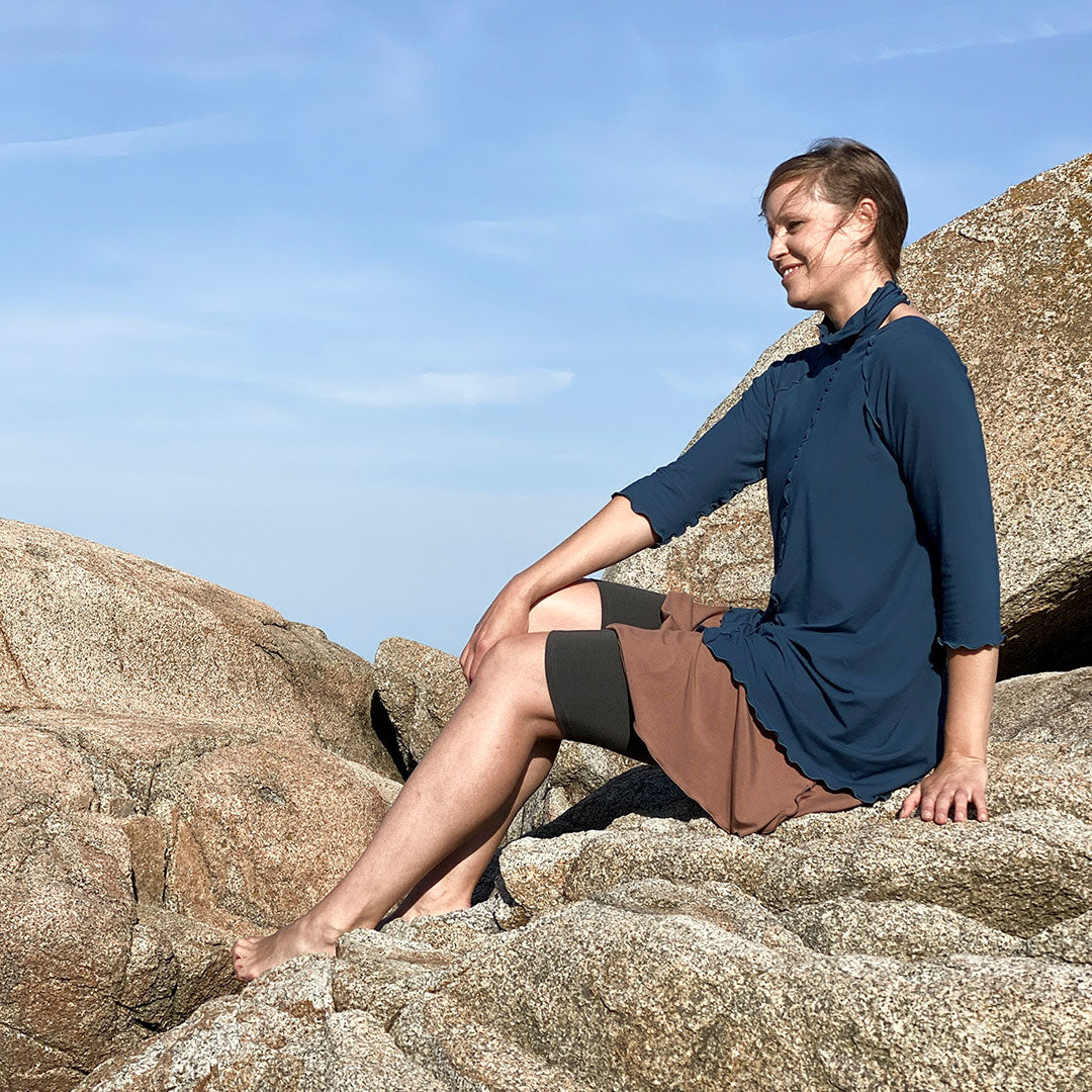 lake swing top and cedar flirt