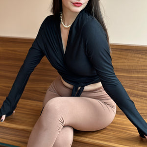 suger® rappa jacket in black paired with cedar base