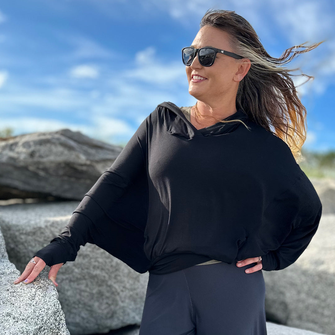 suger® beachcomber in black with palazzo pants in tissue carbon