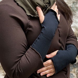 angelrox opera sleeves in subtle black