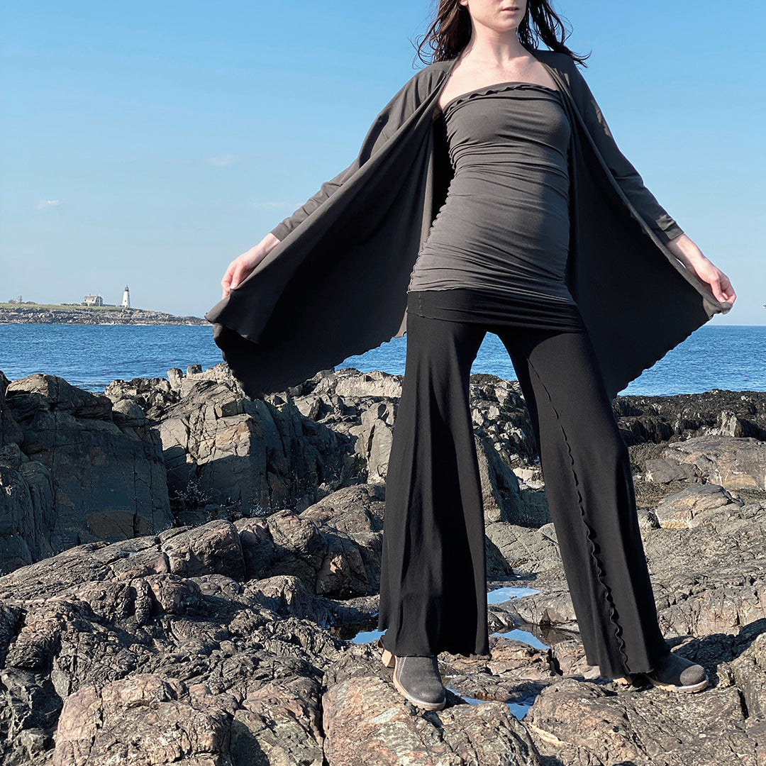 suger® swirlsuit in black 