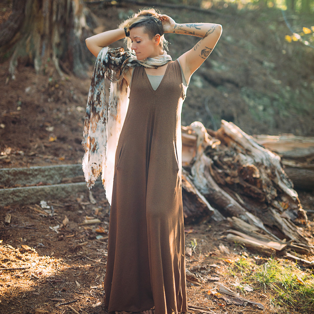 farmer jumpsuit in almond