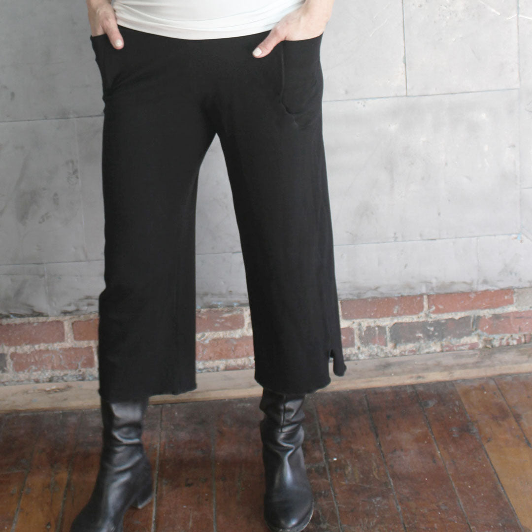 kick pant in black bamboo