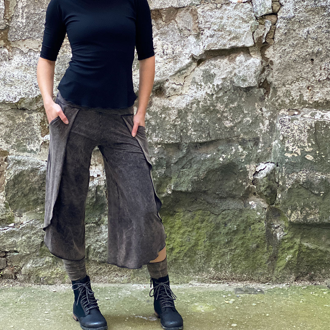 mineral petal pant by suger