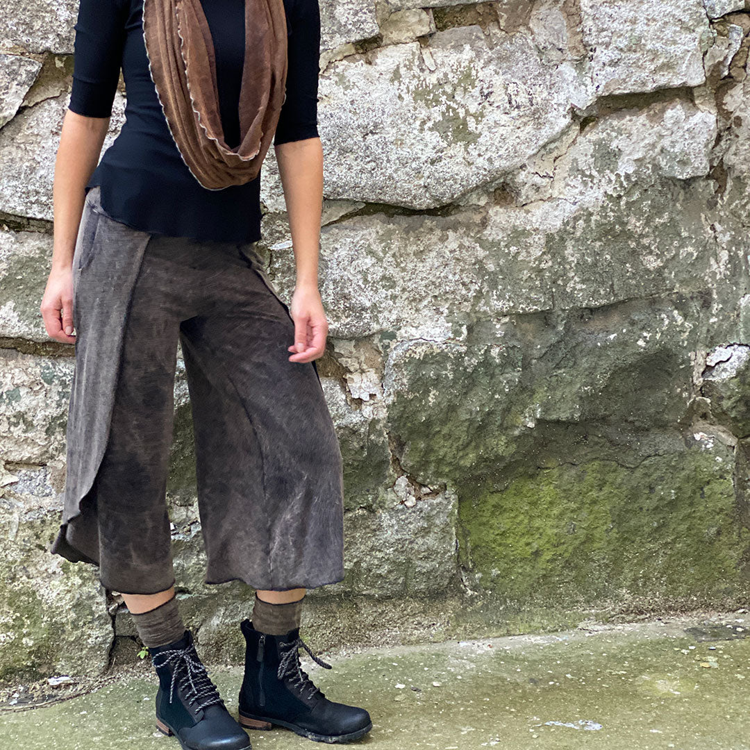 mineral petal pant + spice mineral loop