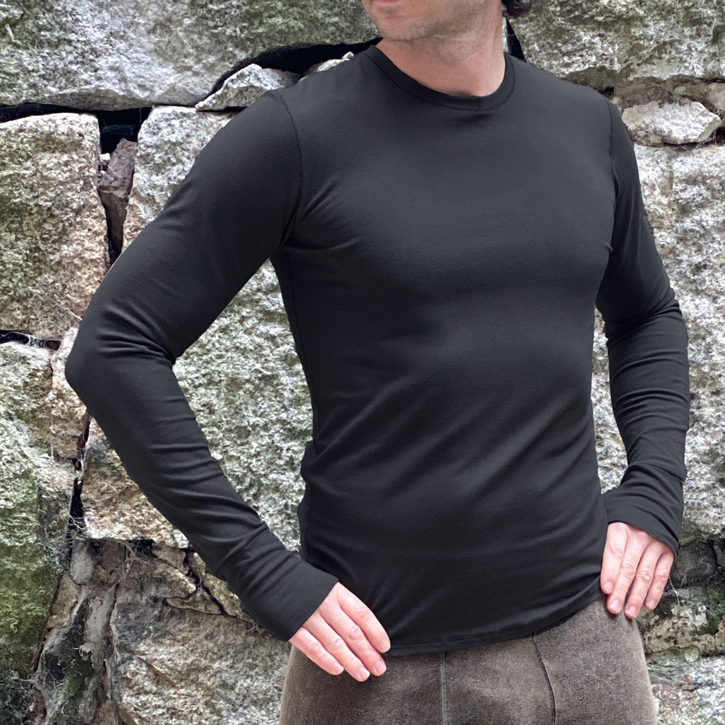 black valor crew neck long sleeve t with our mineral johnny base